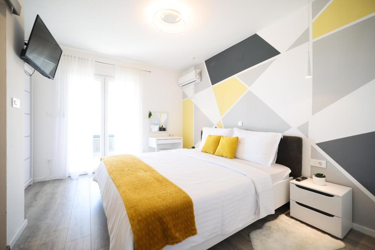 Villa Tia With Heated Pool & Jacuzzi Murvica  Exterior foto