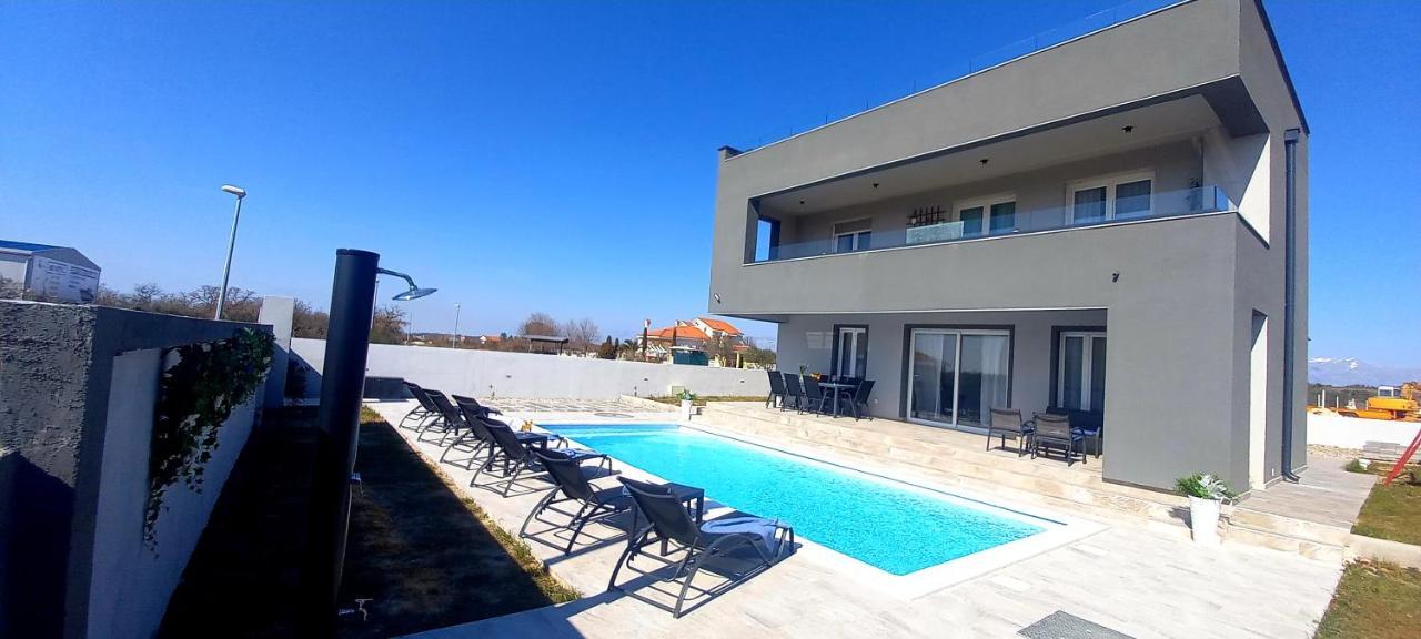 Villa Tia With Heated Pool & Jacuzzi Murvica  Exterior foto