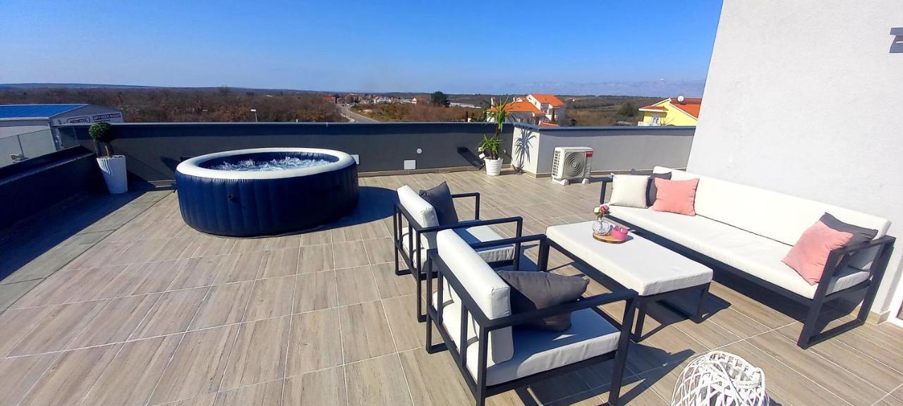 Villa Tia With Heated Pool & Jacuzzi Murvica  Exterior foto