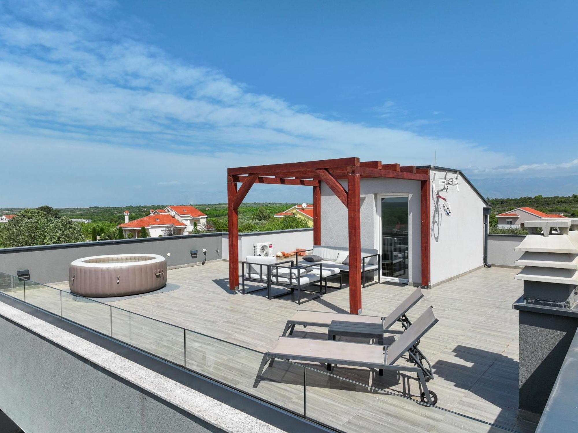 Villa Tia With Heated Pool & Jacuzzi Murvica  Exterior foto
